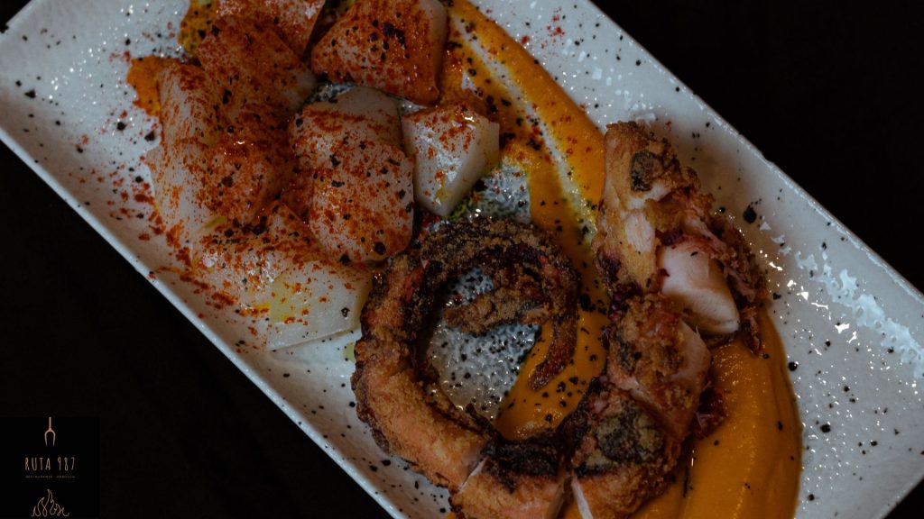 pulpo con salsa de autor